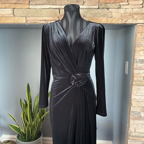 VTG Velvet Vampire Witchy Whimsigoth Maxi Dress Halloween Party Grunge Black 4 - Picture 1 of 13